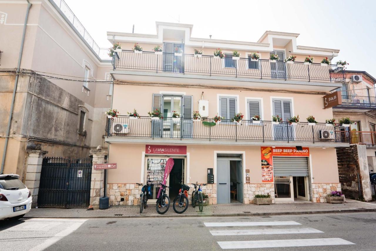 B&B Dell'Infopoint-La Via Silente Castelnuovo Cilento Exterior foto